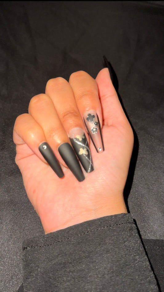 XO Midnight Bloom – Long Coffin Press-On Nails